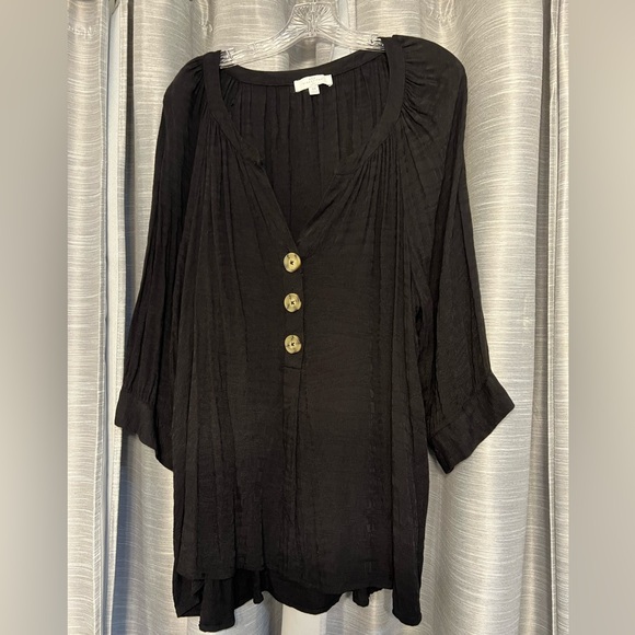 New Directions Black Button-Front Blouse - Picture 2 of 6